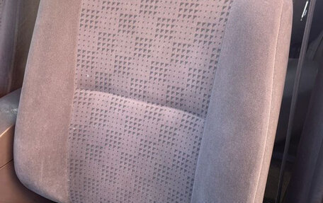 Nissan Avenir II, 2000 год, 300 000 рублей, 3 фотография