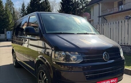 Volkswagen Multivan T5, 2010 год, 2 050 000 рублей, 3 фотография