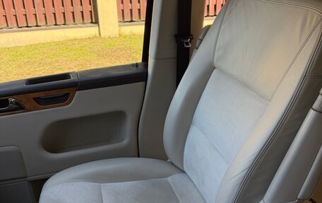 Volkswagen Multivan T5, 2010 год, 2 050 000 рублей, 12 фотография