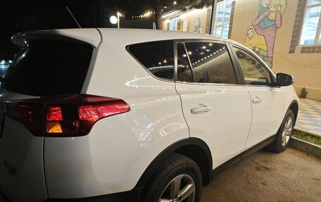 Toyota RAV4, 2013 год, 1 700 000 рублей, 6 фотография