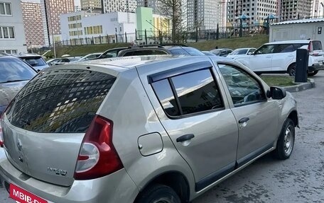 Renault Sandero I, 2010 год, 260 000 рублей, 2 фотография