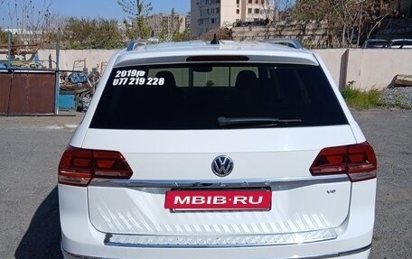 Volkswagen Atlas I, 2019 год, 2 350 000 рублей, 2 фотография