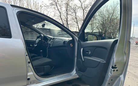 Renault Logan II, 2014 год, 550 000 рублей, 14 фотография