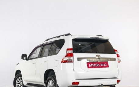 Toyota Land Cruiser Prado 150 рестайлинг 2, 2015 год, 3 649 000 рублей, 5 фотография