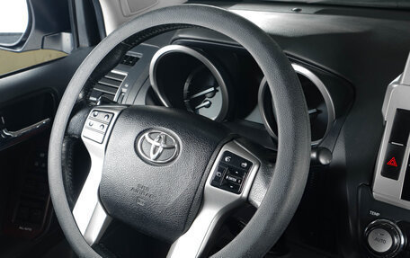 Toyota Land Cruiser Prado 150 рестайлинг 2, 2015 год, 3 649 000 рублей, 12 фотография