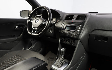 Volkswagen Polo VI (EU Market), 2017 год, 929 000 рублей, 14 фотография