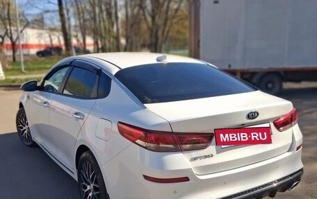 KIA Optima IV, 2019 год, 1 900 000 рублей, 3 фотография