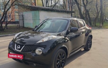 Nissan Juke II, 2012 год, 900 000 рублей, 3 фотография