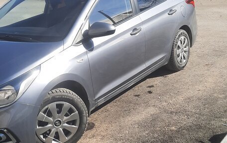 Hyundai Solaris II рестайлинг, 2019 год, 1 260 000 рублей, 2 фотография