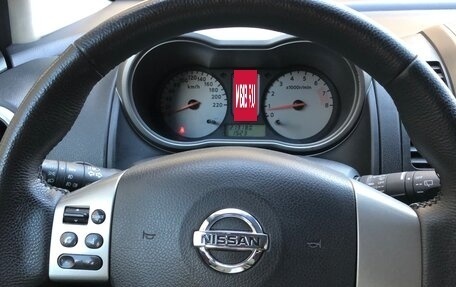 Nissan Note II рестайлинг, 2008 год, 650 000 рублей, 40 фотография