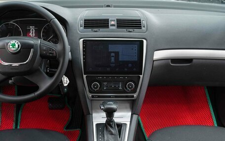 Skoda Octavia, 2011 год, 750 000 рублей, 11 фотография