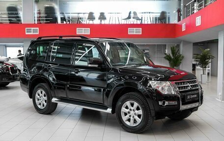 Mitsubishi Pajero IV, 2014 год, 2 150 000 рублей, 3 фотография