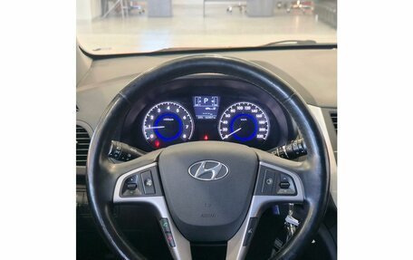 Hyundai Solaris II рестайлинг, 2015 год, 1 299 000 рублей, 11 фотография