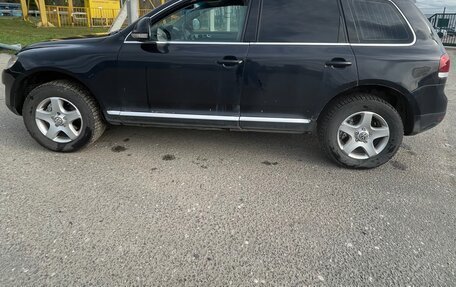Volkswagen Touareg III, 2008 год, 850 000 рублей, 1 фотография