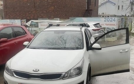 KIA Rio IV, 2019 год, 850 000 рублей, 5 фотография