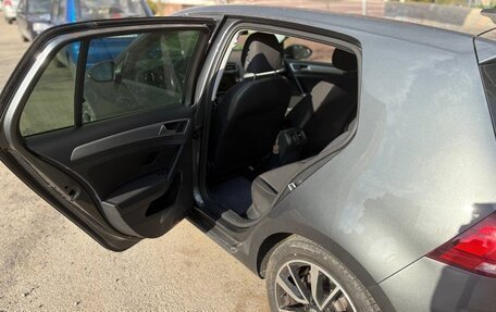 Volkswagen Golf VII, 2018 год, 1 750 000 рублей, 5 фотография