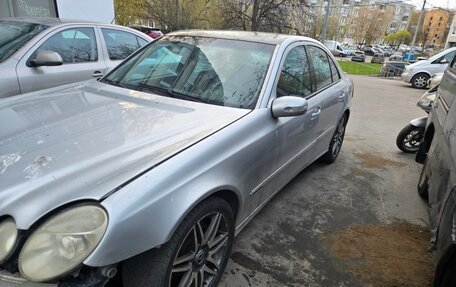 Mercedes-Benz E-Класс, 2003 год, 400 000 рублей, 4 фотография