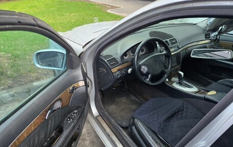 Mercedes-Benz E-Класс, 2003 год, 400 000 рублей, 5 фотография