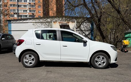 Renault Sandero II рестайлинг, 2015 год, 700 000 рублей, 4 фотография