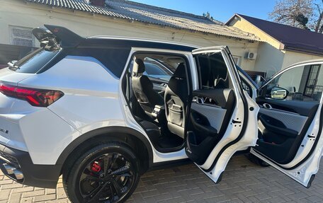 Geely Coolray I, 2023 год, 1 800 000 рублей, 3 фотография