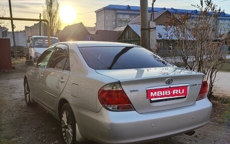 Toyota Camry V40, 2005 год, 1 000 000 рублей, 3 фотография