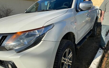 Mitsubishi L200 IV рестайлинг, 2017 год, 1 230 000 рублей, 5 фотография