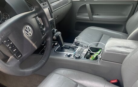 Volkswagen Touareg III, 2008 год, 850 000 рублей, 12 фотография