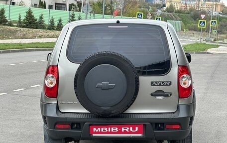 Chevrolet Niva I рестайлинг, 2011 год, 545 000 рублей, 6 фотография