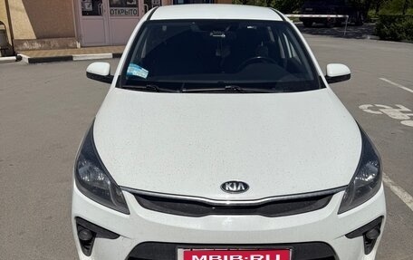 KIA Rio IV, 2019 год, 1 250 000 рублей, 1 фотография