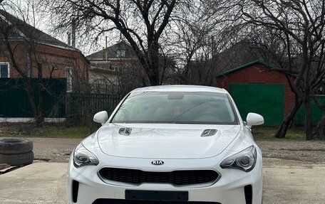 KIA Stinger I, 2018 год, 2 350 000 рублей, 1 фотография