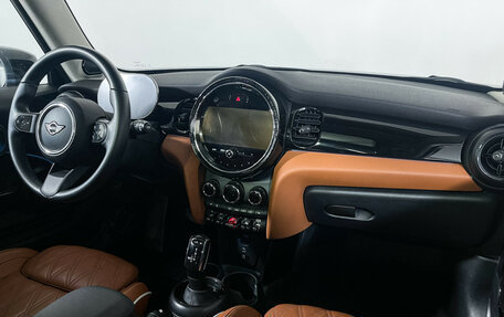 MINI Hatch, 2024 год, 3 997 000 рублей, 9 фотография