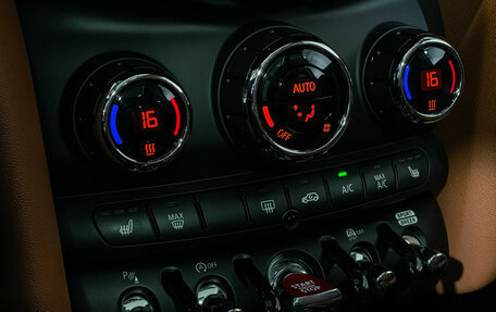 MINI Hatch, 2024 год, 3 997 000 рублей, 15 фотография