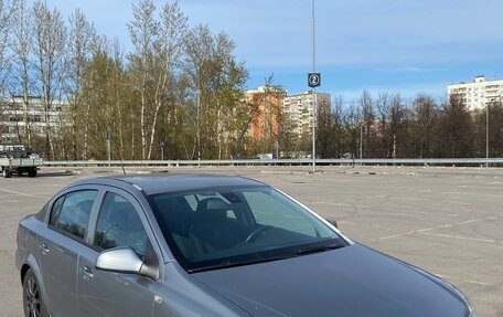 Opel Astra H, 2011 год, 580 000 рублей, 1 фотография