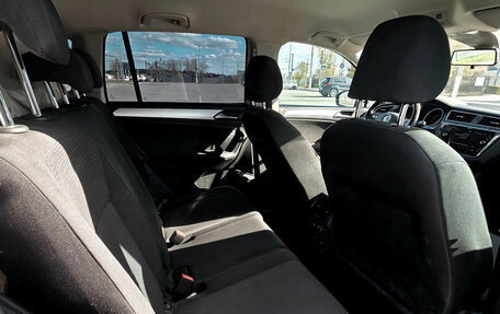 Volkswagen Tiguan II, 2019 год, 2 350 000 рублей, 13 фотография