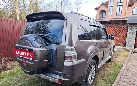 Mitsubishi Pajero IV, 2011 год, 1 500 000 рублей, 4 фотография