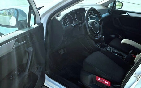 Volkswagen Tiguan II, 2019 год, 2 350 000 рублей, 10 фотография