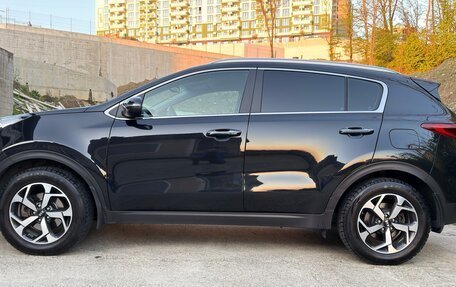 KIA Sportage IV рестайлинг, 2021 год, 2 390 000 рублей, 3 фотография