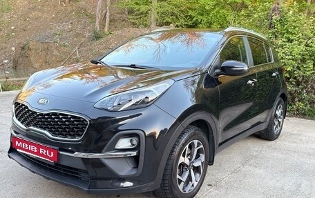 KIA Sportage IV рестайлинг, 2021 год, 2 390 000 рублей, 2 фотография