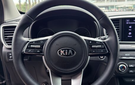 KIA Sportage IV рестайлинг, 2021 год, 2 390 000 рублей, 10 фотография
