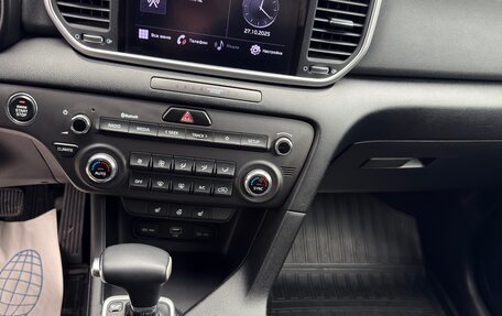 KIA Sportage IV рестайлинг, 2021 год, 2 390 000 рублей, 16 фотография