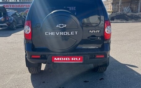 Chevrolet Niva I рестайлинг, 2010 год, 550 000 рублей, 4 фотография