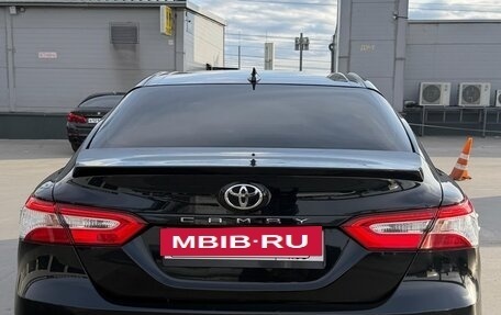 Toyota Camry, 2018 год, 2 550 000 рублей, 7 фотография