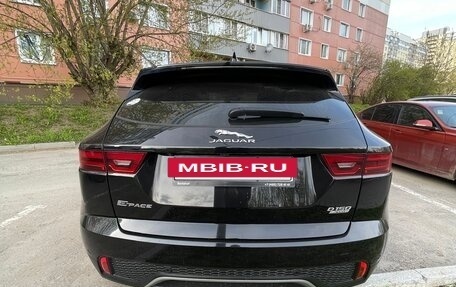 Jaguar E-Pace, 2019 год, 3 700 000 рублей, 3 фотография