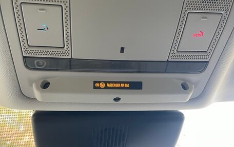 Jaguar E-Pace, 2019 год, 3 700 000 рублей, 12 фотография