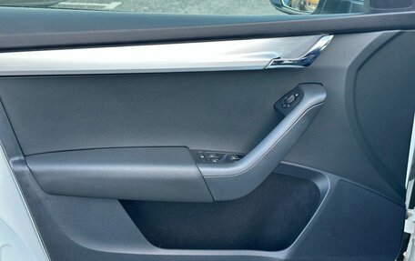 Skoda Octavia, 2018 год, 1 700 000 рублей, 10 фотография