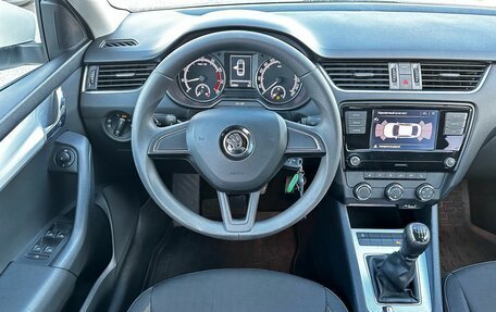 Skoda Octavia, 2018 год, 1 700 000 рублей, 16 фотография