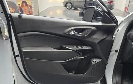 Chevrolet Trax, 2023 год, 1 588 000 рублей, 13 фотография