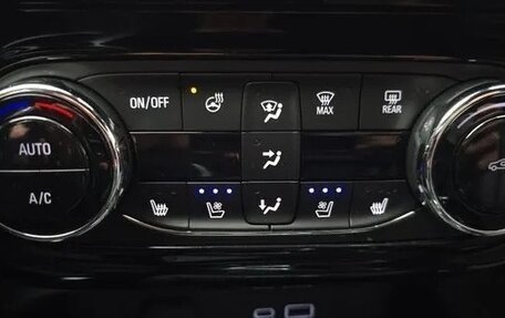 Chevrolet Trax, 2023 год, 1 588 000 рублей, 28 фотография