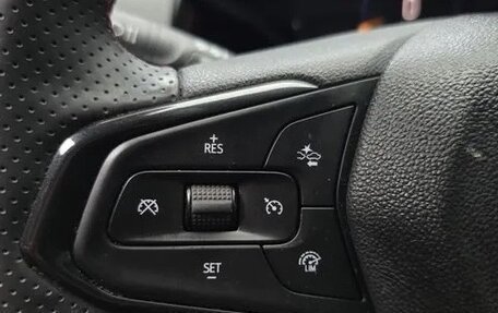 Chevrolet Trax, 2023 год, 1 588 000 рублей, 27 фотография