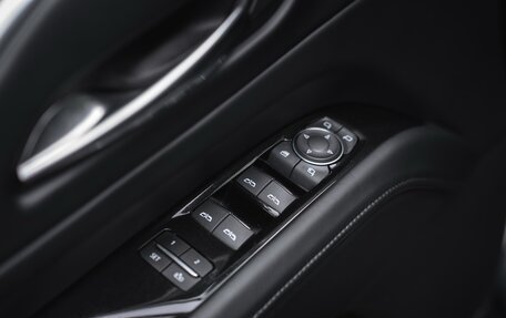 Cadillac Escalade V, 2021 год, 12 500 000 рублей, 16 фотография